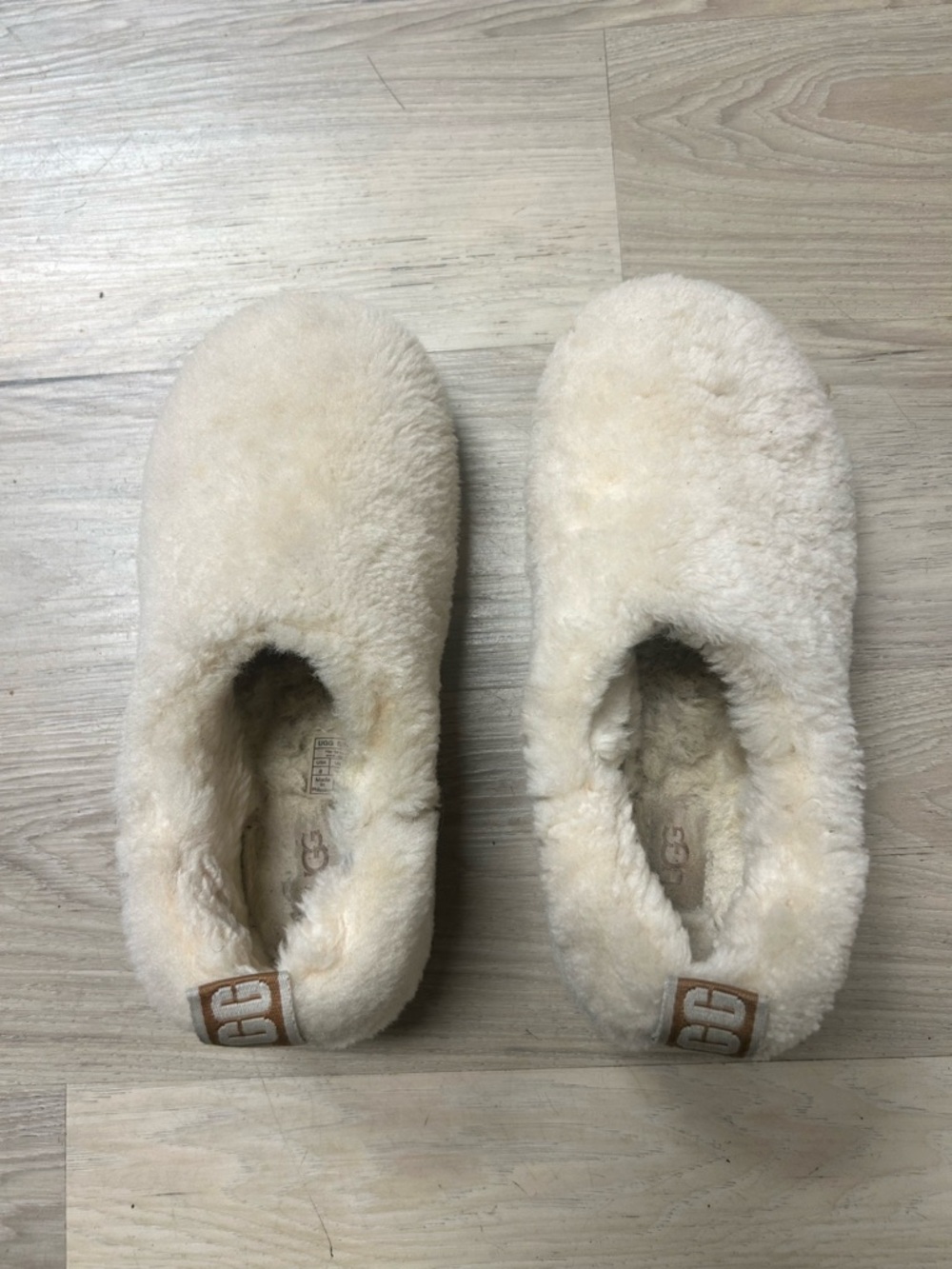 Ugg Classic Cozy Bootie Women Slipper Shoes Sz 8 Cream Platform Sheepskin Lounge - Picture 6 of 12